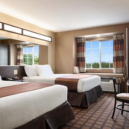 Microtel Inn & Suites By Wyndham Μίντλαντ Εξωτερικό φωτογραφία