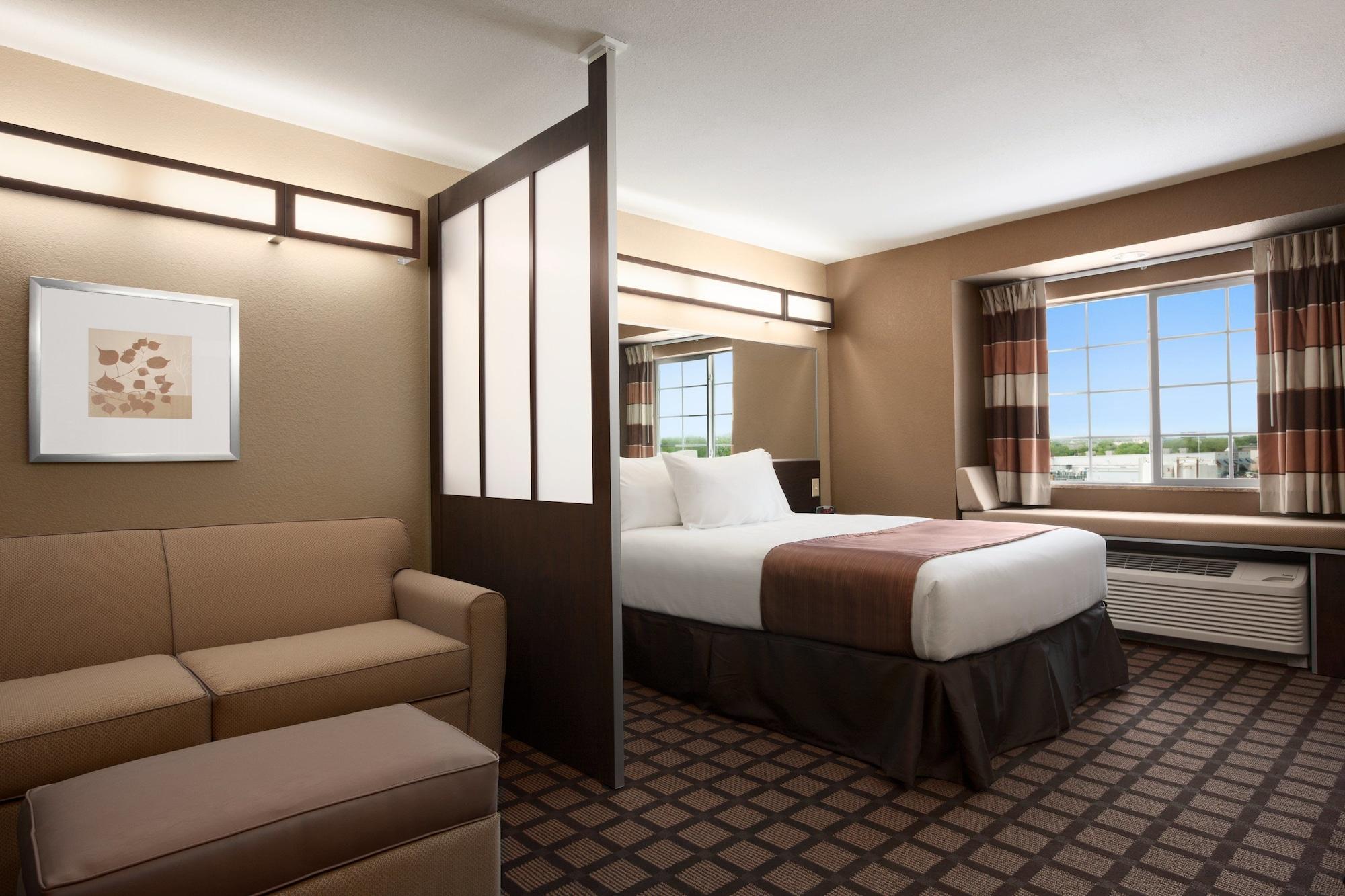 Microtel Inn & Suites By Wyndham Μίντλαντ Εξωτερικό φωτογραφία