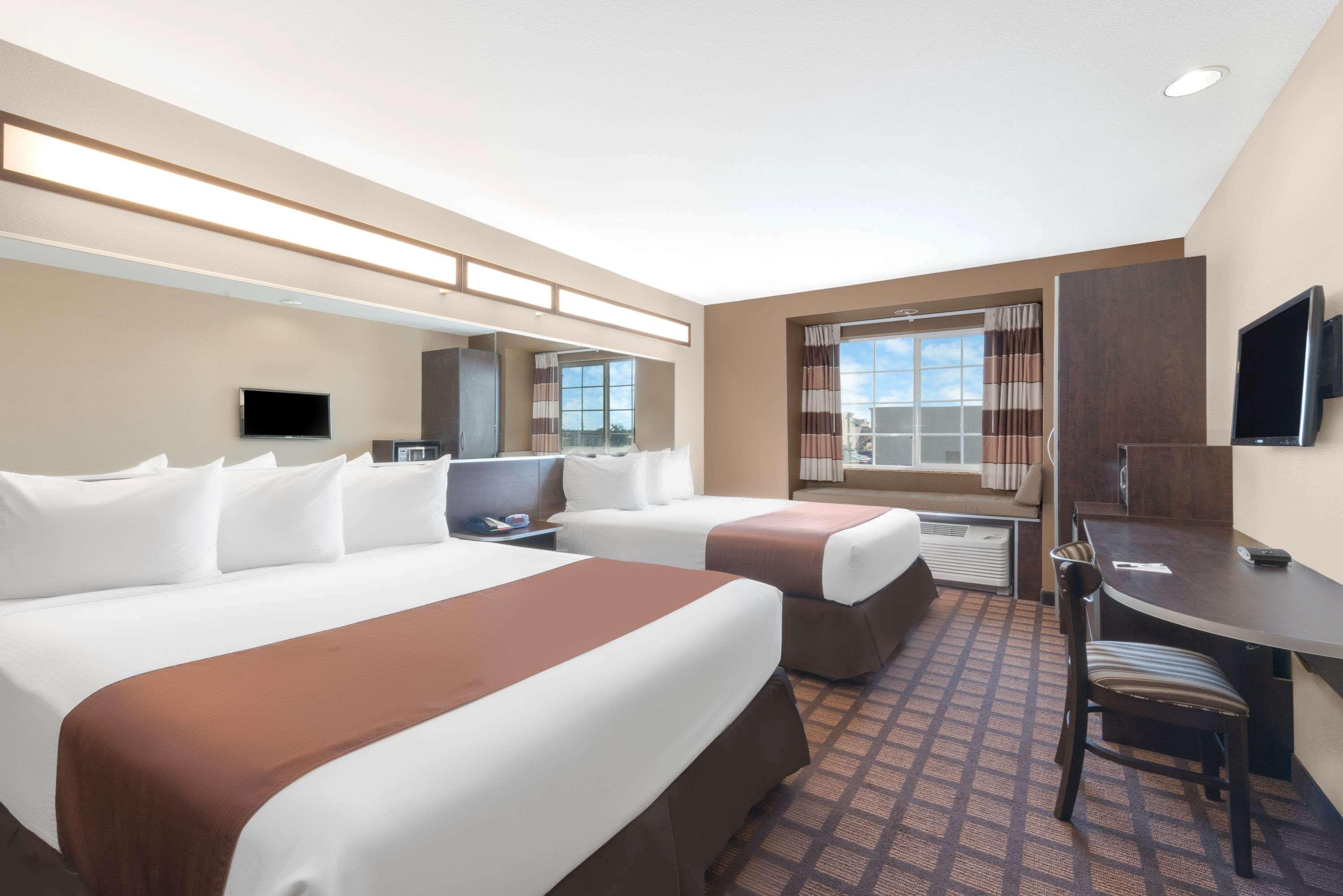 Microtel Inn & Suites By Wyndham Μίντλαντ Εξωτερικό φωτογραφία