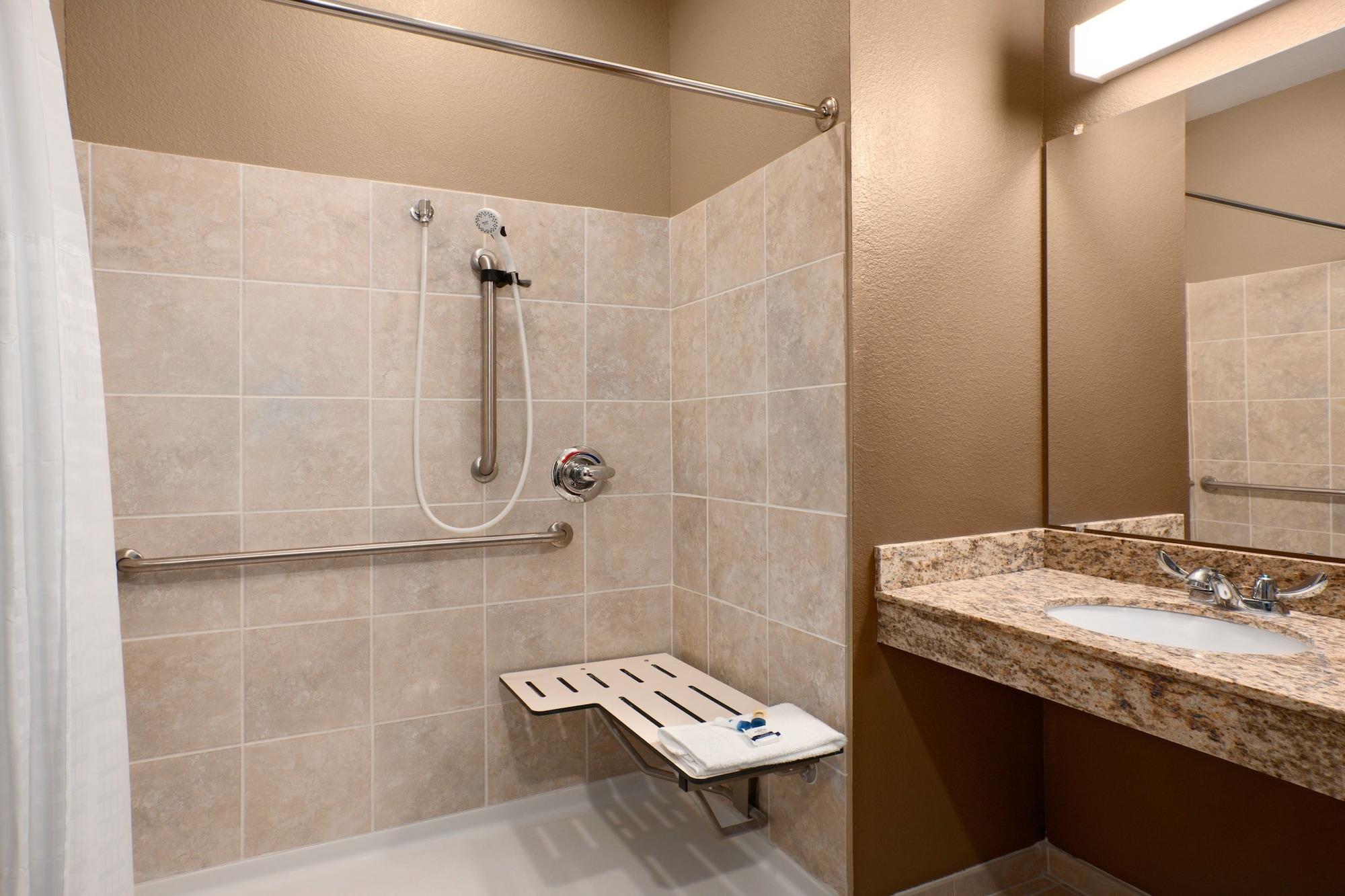 Microtel Inn & Suites By Wyndham Μίντλαντ Εξωτερικό φωτογραφία